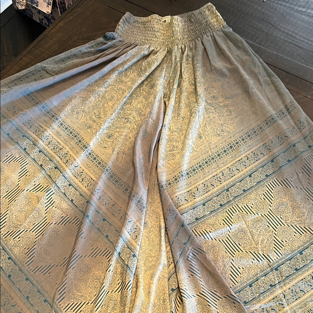 EARTHBOUND Gold and Blue Cropped Pants